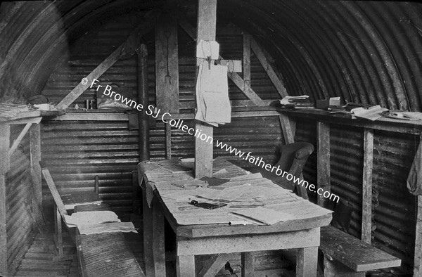 WORLD WAR 1 INTERIOR OF HUT